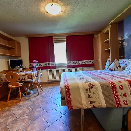 Villa Casa Caste à Bormio Extérieur photo
