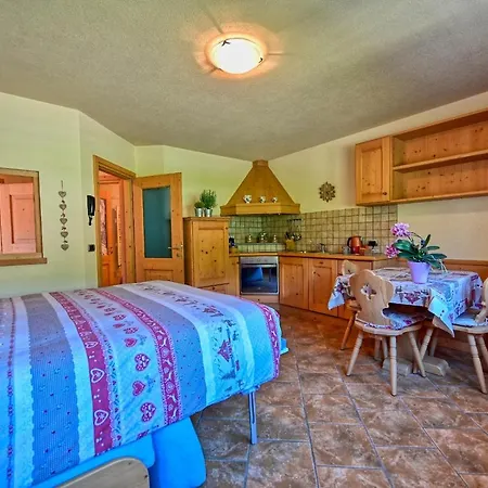 Villa Casa Caste à Bormio Extérieur photo